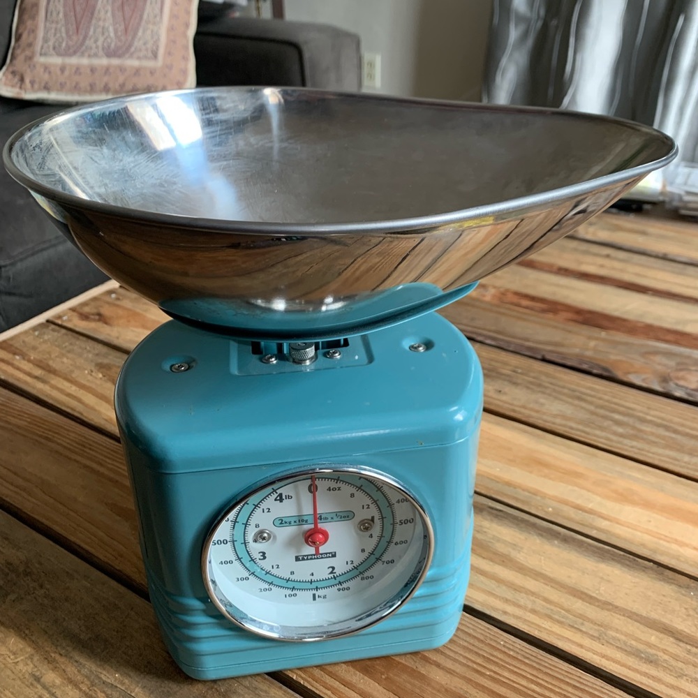 Typhoon® Vintage Kitchen Scale blue
